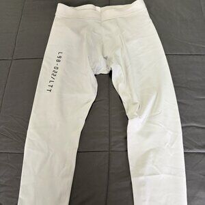 Lululemon License to Train Tight 21" VPOR Vapor TIGHT FIT Men's Size Large